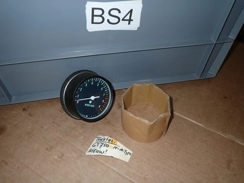 Suzuki NOS OEM 34201-31622 Tachometer Rev Counter GT750 A / M