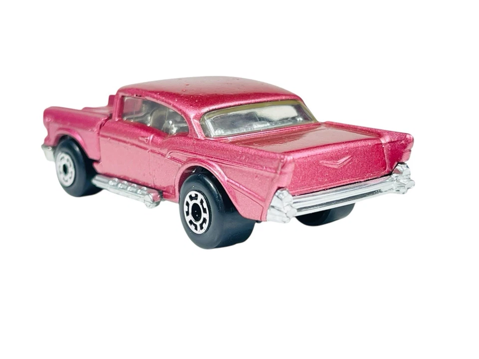Chevy Matchbox Lesney Superfast MB4 1957 rosa metálico con caja L Foto 3 de 4