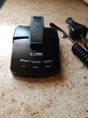 Uniden 3-Band Laser LRD 1900 Integrated Radar Laser Detector Plus X & K Band  Ni