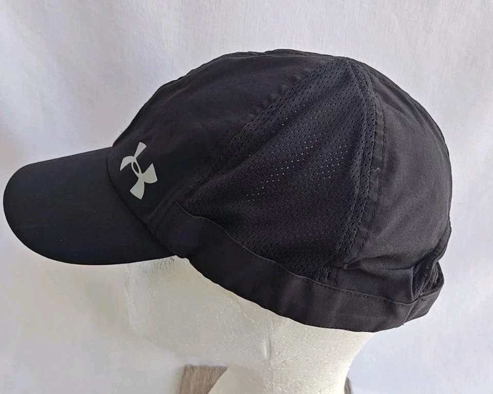 Sombrero para correr Under Armour negro para mujer cierre de gancho y bucle yoga informal ventilado Foto 2 de 4