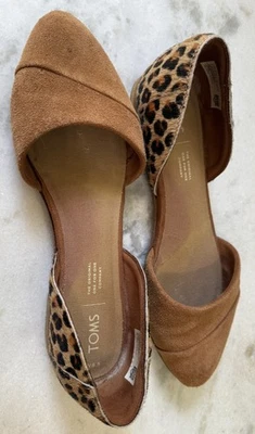 TOMS Women's Slip-On Flats Leopard Print Pointed Toe Beige Brown Size 8.5 - Image 1 of 4