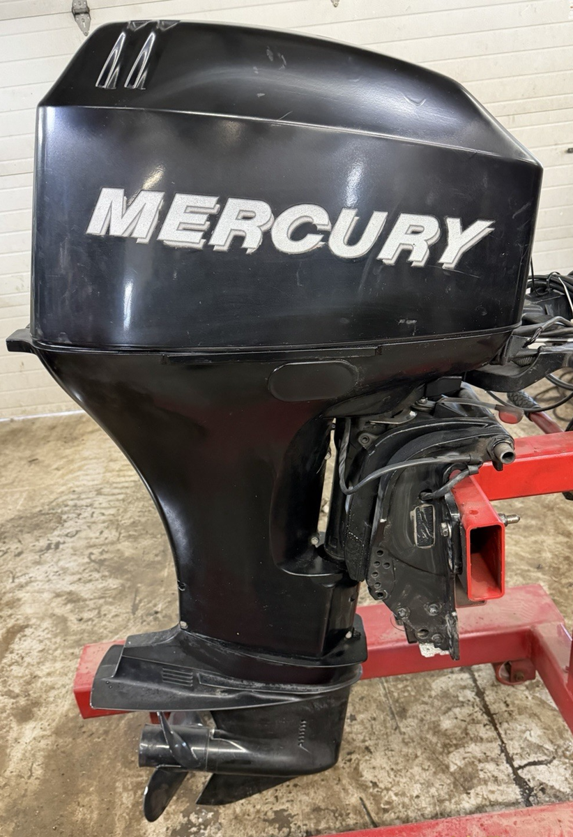 mippu 2006 Mercury 40hp EFI Four stroke long shaft/XL tiller