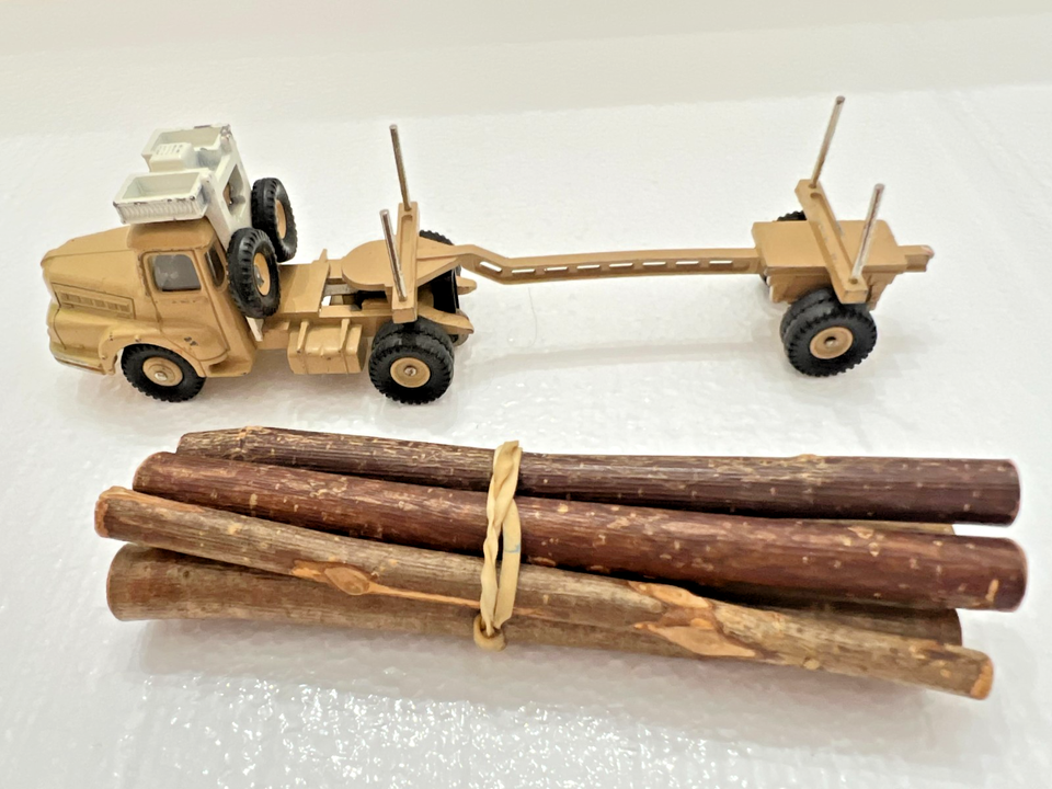 Dinky Toys - 1/55 et 1/43 - Tracteur Unic ref. 39