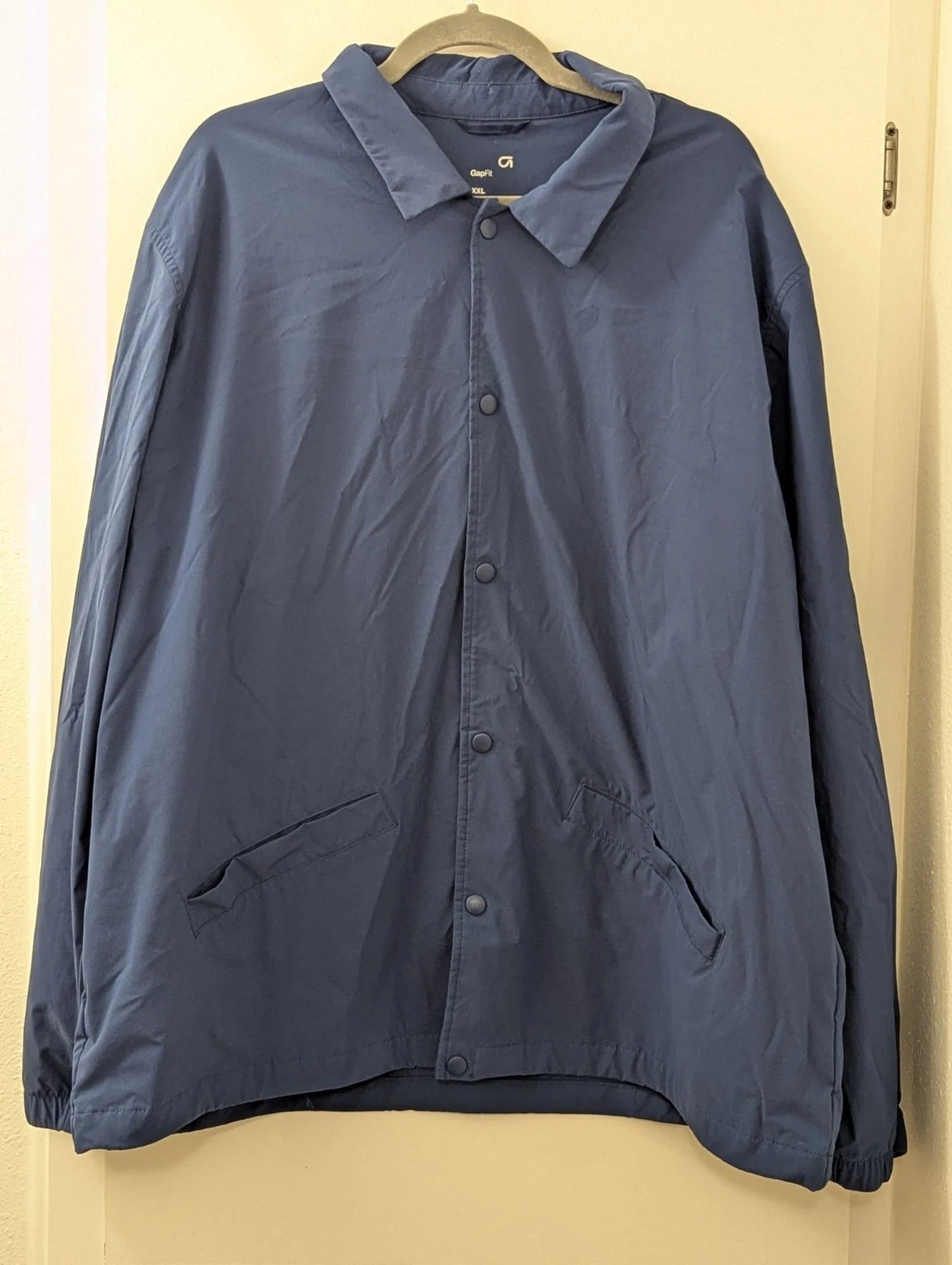 GapFit Mens Blue XXL Windproof Water-Resistant Jacket With Elastic Cuffs Snap Bu
