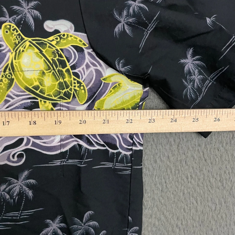 Hilo Hattie Shirt Mens Large Black Sea Turtle Animal Print Hawaiian Casual Dad - Image 2 of 4