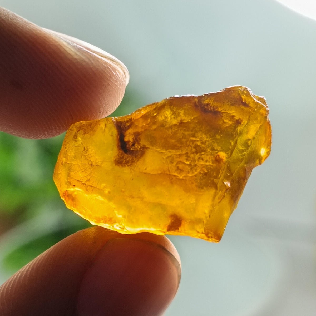 100% Natural Yellow Amber Raw ,Beautiful 18.65 Cts Amber Raw