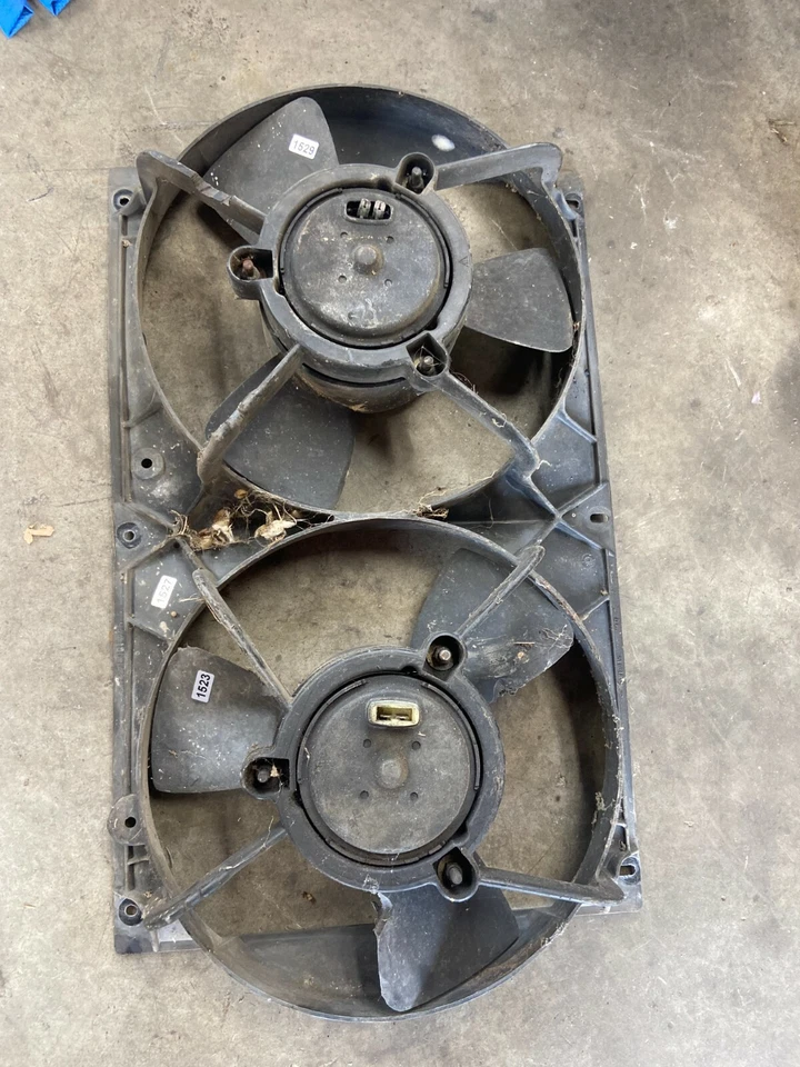 Ventiladores de refrigeración del radiador 3 aspas Porsche 924S 944 951 Turbo S2 968 Foto 3 de 4
