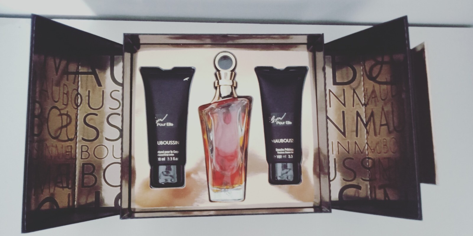 Coffret Parfum Mauboussin Élixir d'exception pour femme, l'écrin de luxe neuf et rare
