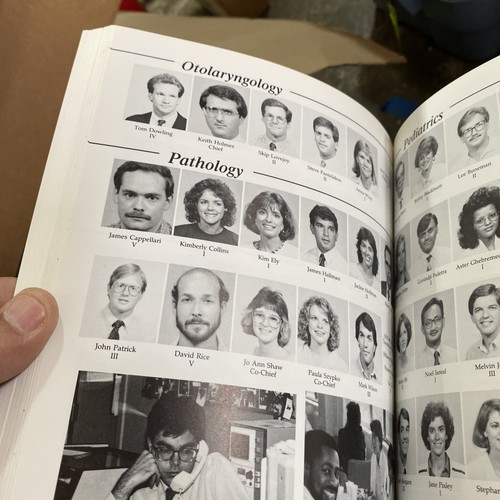 1990 Bowman Gray school Of medicine , Nc Wake Forest University Book - Picture 14 of 14