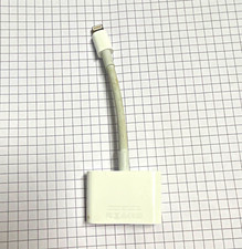 Apple Lightning to HDMI Adapter for iPad, Portable White, 1 ft