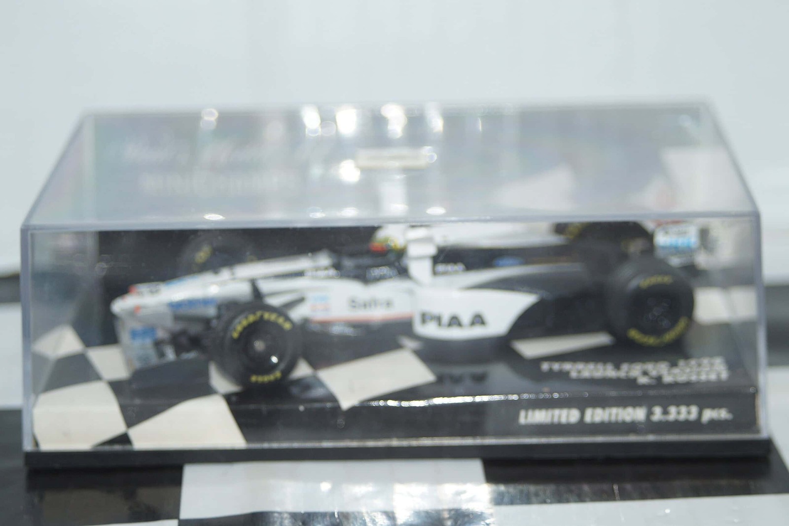 Minichamps Tyrrell Ford Launch Version 1998 R.Rosset  430 980071 in 1:43