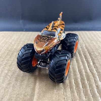 Hot Wheels Tiger Shark Monster Truck 1:64, COMB SHIP $1