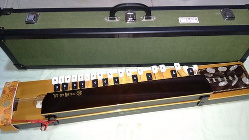 HARU OKADA Amber (岡田流) Acoustic Taisho koto (Taishogoto) + Hard Case (#01) - Picture 6 of 9