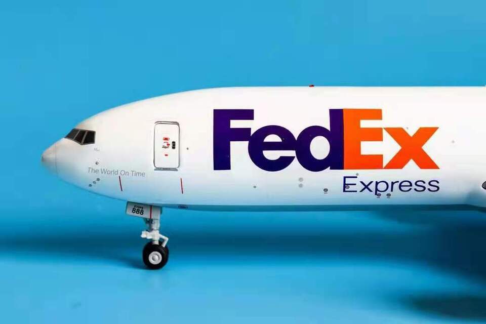 1 200 32CM GeminiJets FedEx Express BOEING 777-200LRF Airfreighter