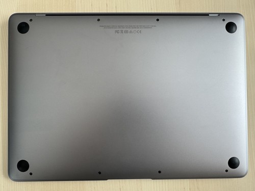 Apple MacBook 12-inch A1534 Space Grey 256GB, Incase sleeve bundle. - Picture 9 of 13