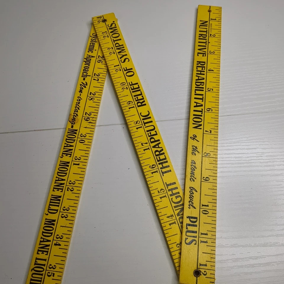 Memorabilia publicitaria de palo de patio de regla plegable vintage Foto 3 de 3