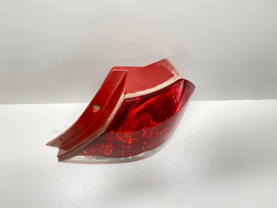 04-08 CHEVROLET AVEO HATCHBACK LANTERNA TRASEIRA LATERAL DIREITA FABRICANTE DE EQUIPAMENTO ORIGINAL, 166-02116 - Imagem 4 de 4