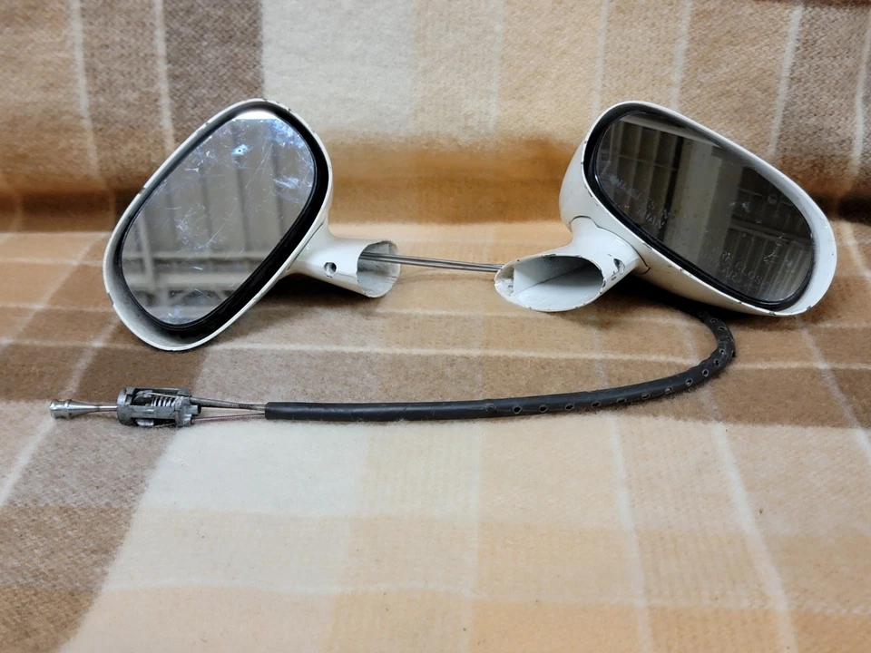 Chevrolet Camaro/Firebird/Trans Am 1970-81 espejo retrovisor remoto lado del conductor y del paso OEM. Foto 2 de 4