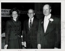 1991 Press Photo Jane Patashnick, Steve Pierce & Donald Thurston at debate, MA