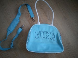 cartera nike azul