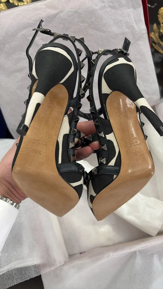 Saltos Valentino Rockstud estampa de animais novo tamanho 36,5 - Imagem 2 de 4