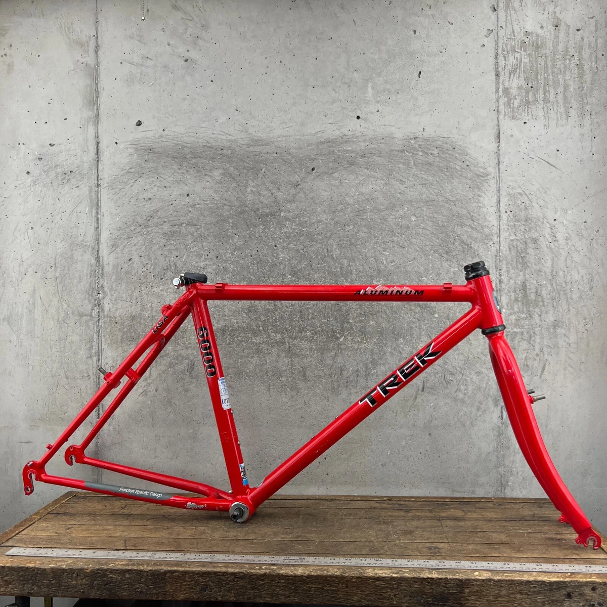Trek 6061 t6 mountain on sale bike