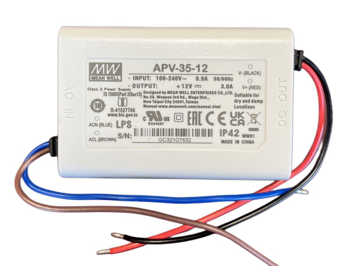 MeanWell APV-35-12 Alimentatore 35W 12V 3A IP42 Input 220V e 110V MW-APV-35-12