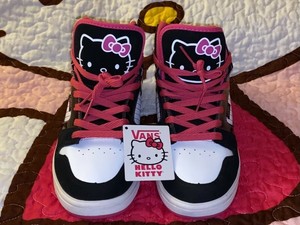 hello kitty high top vans