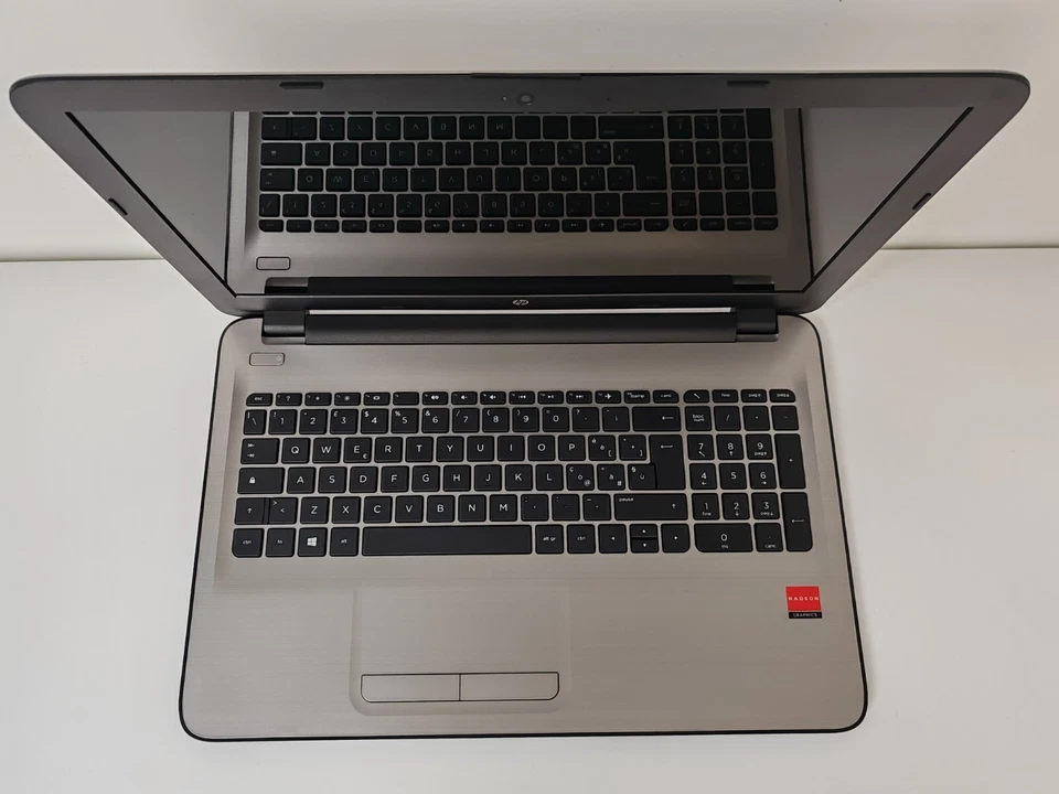 NOTEBOOK HP PAVILION 15-BA032NL AMD A10-9600P 8GB RAM 500GB HD WIFI WEBCAM - Immagine 3 di 4