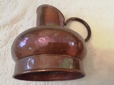 SELTENE Vintage KUPFER & MESSING Kanne mit FUSSSOCKEL.   20 cm hoch.  GUTER ZUSTAND. 