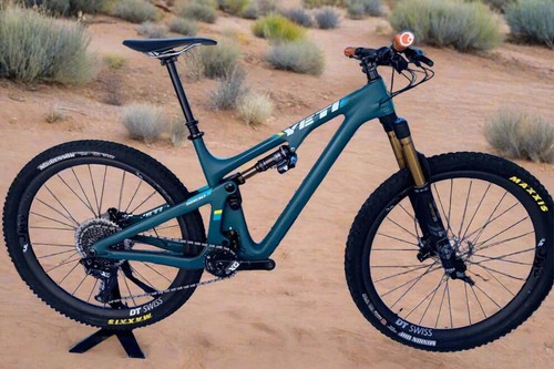2019 Yeti SB130 29" Sram X01 Carbon Full Suspension Mountain Bike Large DT Wheel
