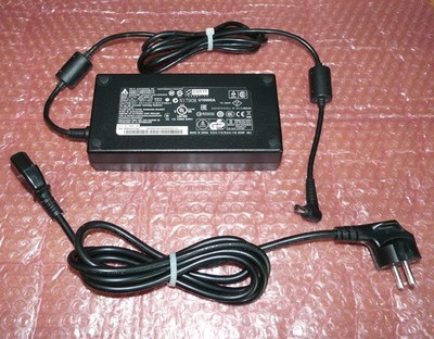 MEDION ERAZER GAMING Notebook Netzteil DELTA ADP-180NB BC / 19,5V - 9,2A - 180W