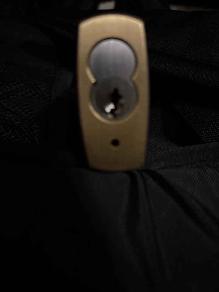 Candado comercial SFIC con llaves Foto 4 de 4