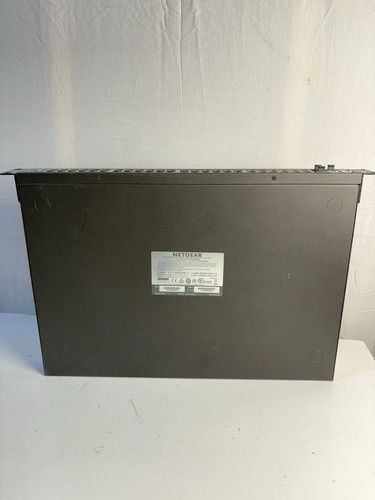 NETGEAR ProSafe (GS752TP) 52 Port Gigabit Ethernet Switch Turns On - Picture 8 of 10