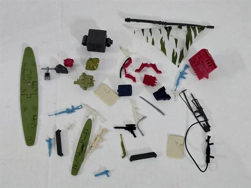 X-319 VINTAGE 1980'S HASBRO GI JOE FIGURE WEAPONS AND ACCESSORIES LOT