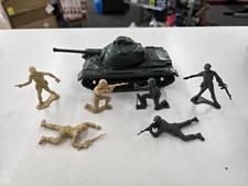 Vintage Lot Of 75 Plastic Toy Soldiers With Green Army Tank. Unbranded