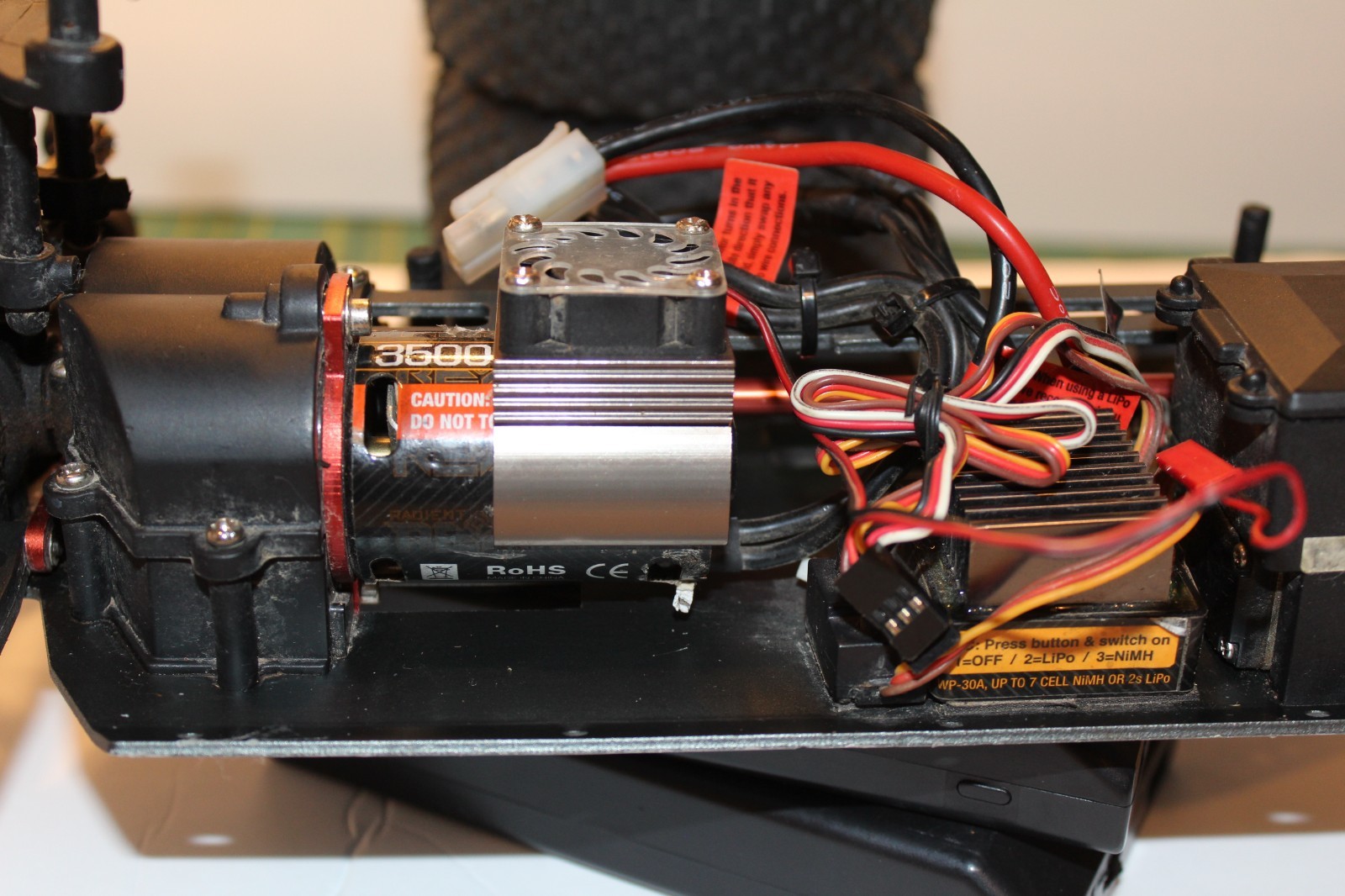 Helion Dominus 10 TR TRUGGY Reaktor 4WD Brushless 1:10 scale hobby-grade