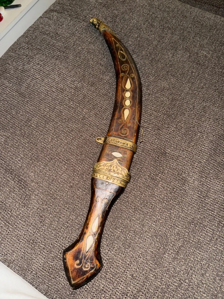 Daga turca del siglo XIX con mango de madera nácar incrustación casi perfecta Foto 3 de 4