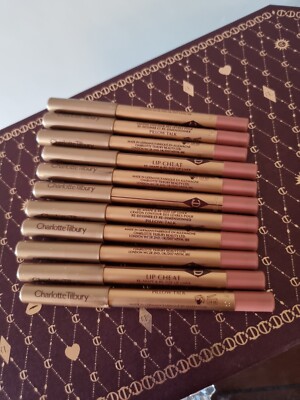 Charlotte Tilbury Kissen Gespräch Lippencheat Futter Mini 0,8 g NEU (ohne Karton)