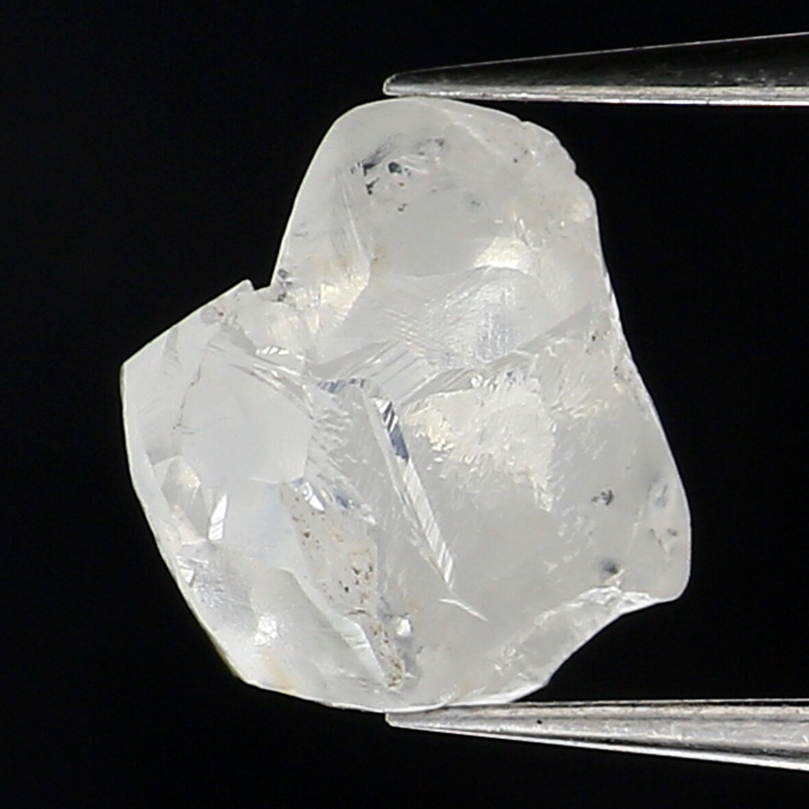 0.67 CT Natural Loose Rough Shape Diamond 4.85 MM White-G Color