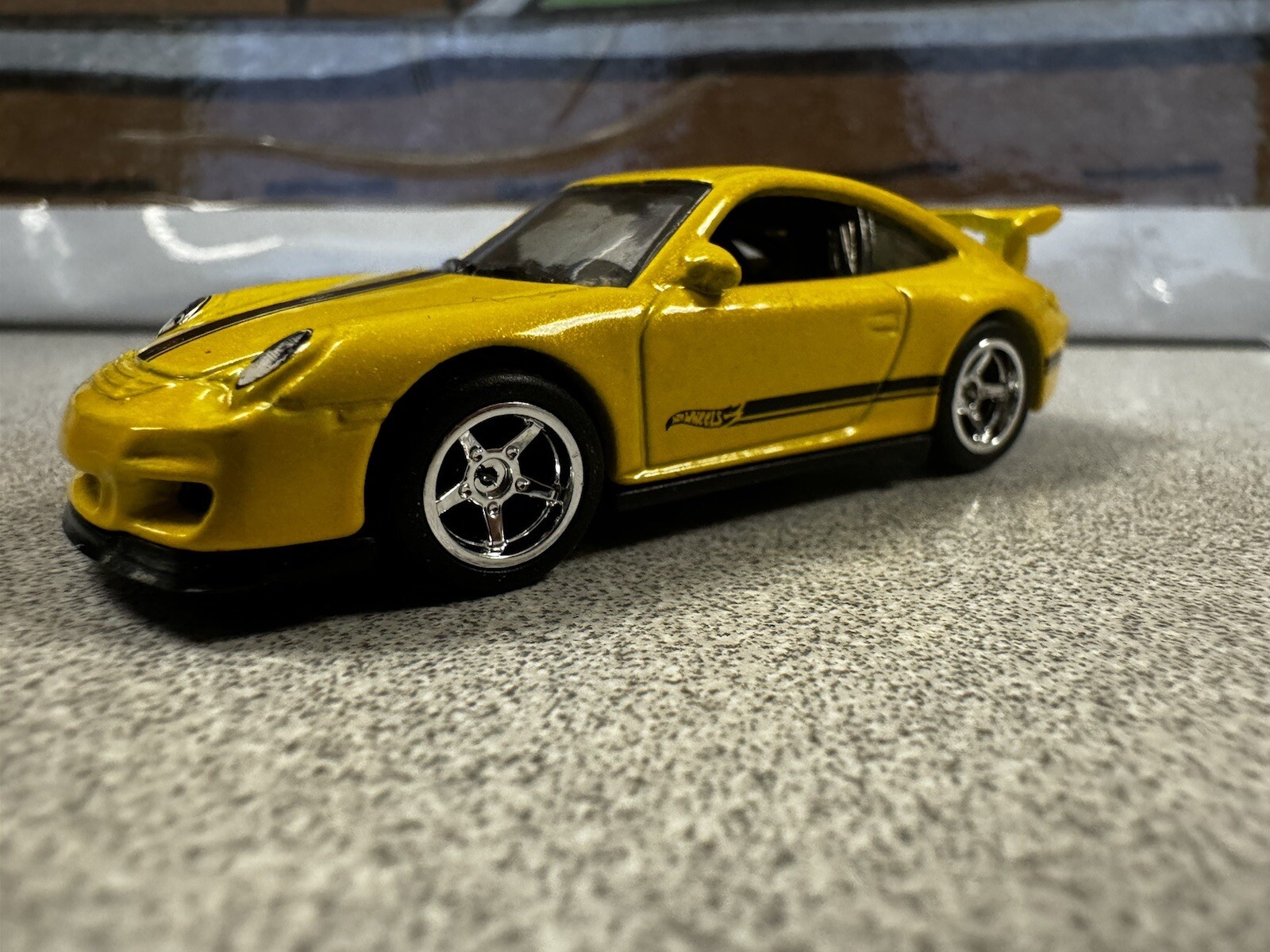 HOT WHEELS 2015 PORSCHE 911 GT3 RS YELLOW LOOSE Wheel Swap custom