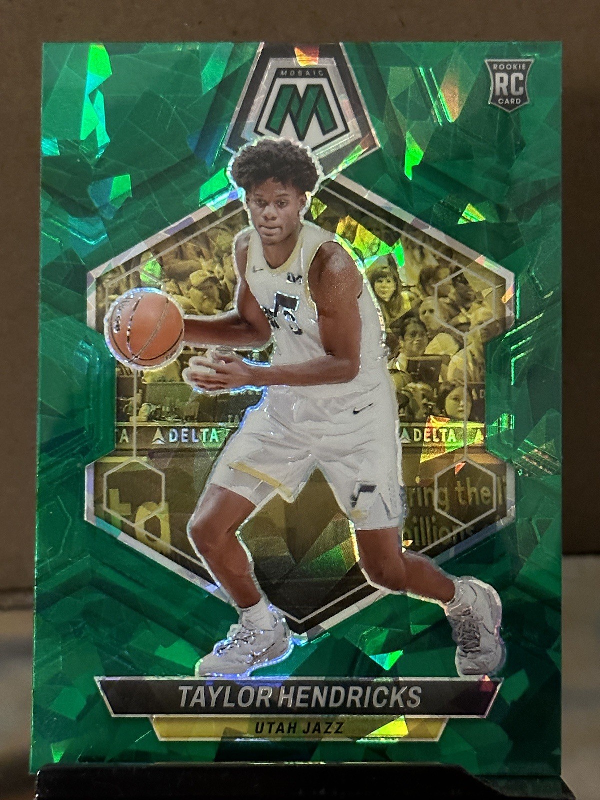 2023-24 Panini Mosaic #221 Taylor Hendricks Green prizm RC