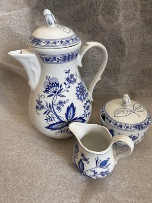 Kaffeekanne Milchkännchen Zuckerdose Porzellan Form Marienbad Ingres weiss   300