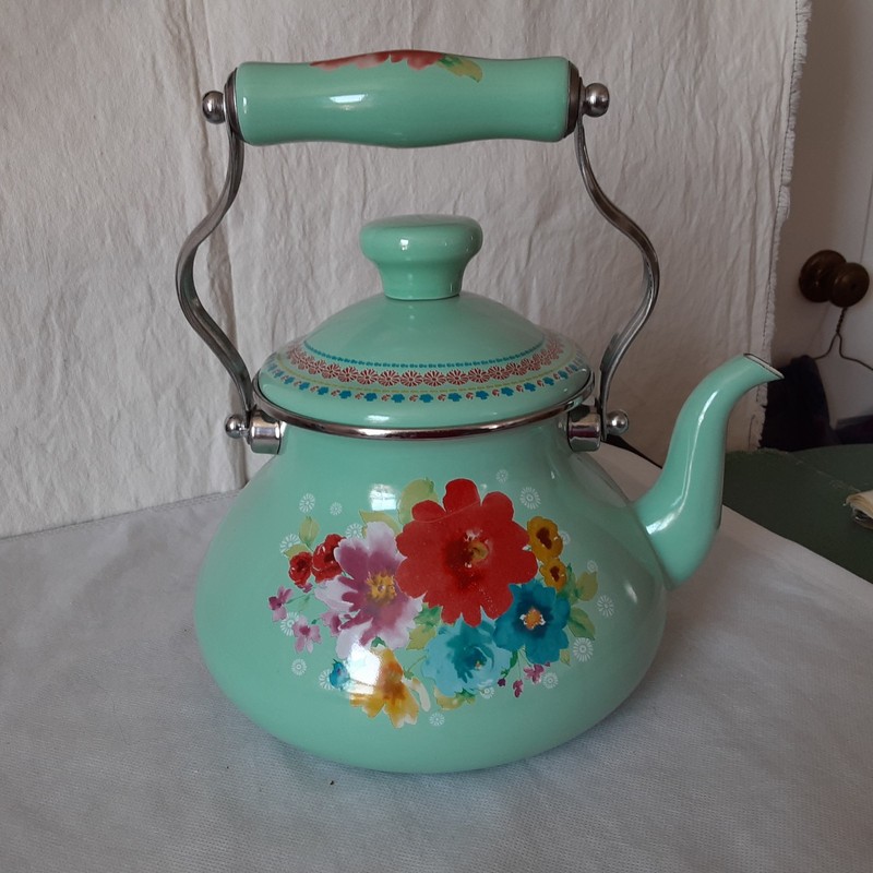 Pioneer Woman Breezy Blossom Cottage Tea Kettle Floral Enamel On Steel 1.9-Quart