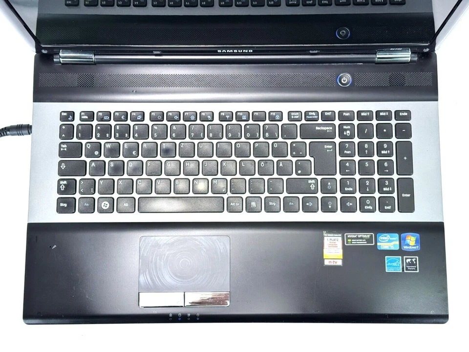 Samsung RC730 17,3 Zoll Windows 7 Gaming Notebook i5 2450M 8GB 1TB GeForce 540M - Bild 3 von 4