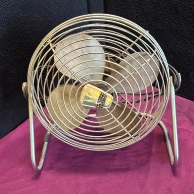Vintage Emerson Seabreeze Electric Floor Fan Model 8250-B WORKS GREAT!