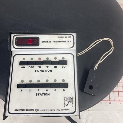 Heliotrope General Model DE 300 Digital Thermometer Works Vintage B32