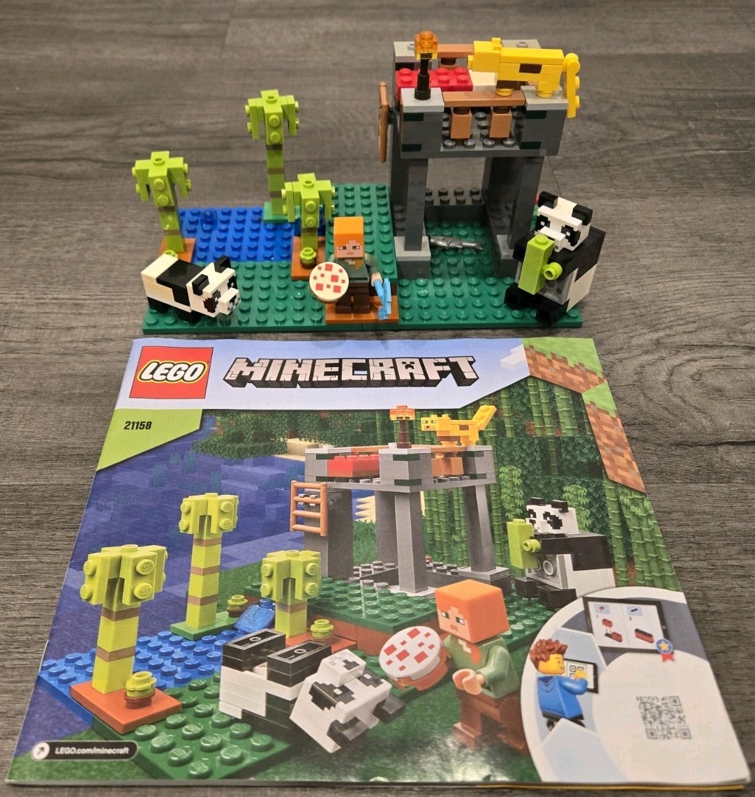 LEGO Minecraft 21158 The Panda Nursery Alex Ocelot Complete With