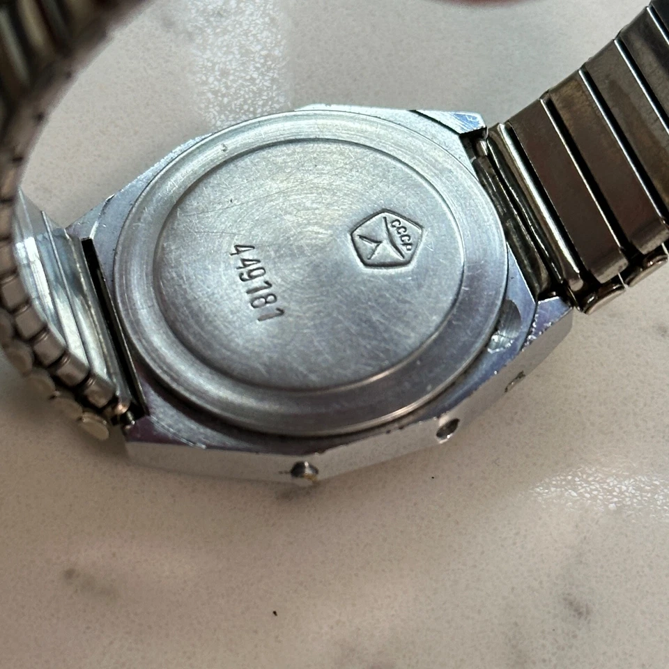 Electrónica 5. Reloj despertador señal vintage. Totalmente funcional Foto 3 de 4