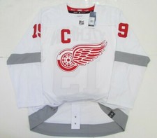 STEVE YZERMAN DETROIT RED WINGS AUTHENTIC ADIDAS REVERSE RETRO HOCKEY JERSEY